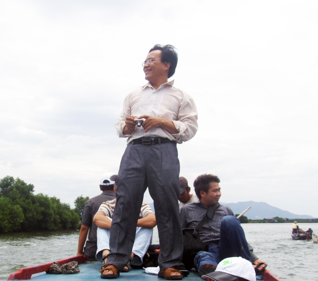 Sinh học không phải bản án (2.4)